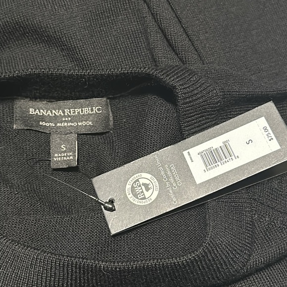 Banana Republic Black Merino Wool Men's Sweater - Picture 7 of 7